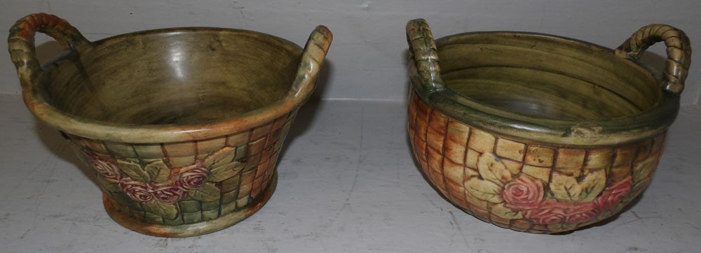 2 Weller pottery baskets (1 of 5)