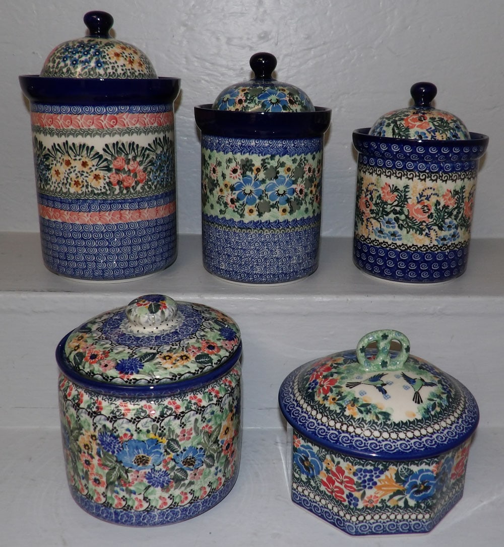 5 pieces of hand painted polish pottery (1 of 4)