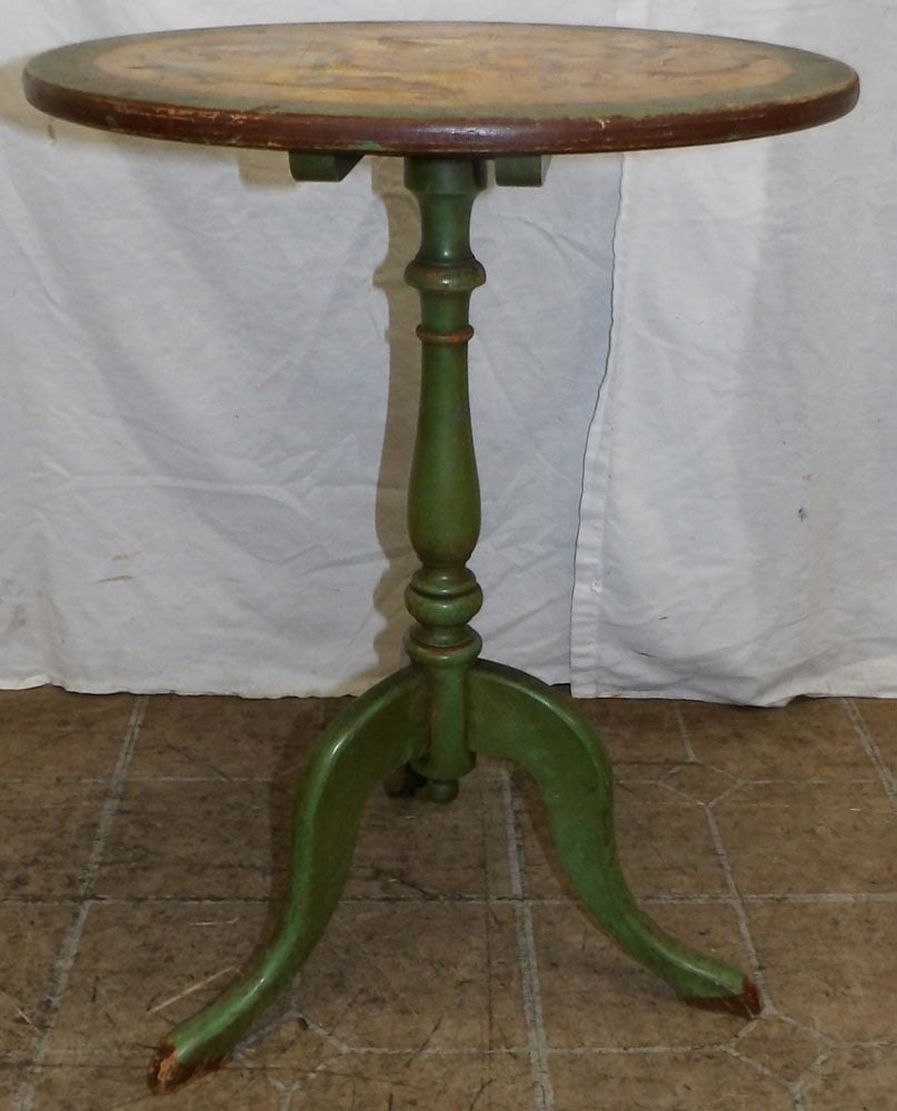 Painted Wood Tilt Top Table: Painted Wood Tilt Top Table. 22 3 /4" H 17 1/4" Dia. ALL DESCRIPTIONS AND ANY CONDITION STATEMENT GIVEN BY LANGSTON AUCTION GALLERY ARE STRICTLY OPINIONS AND LANGSTON'S SHALL HAVE NO RESPONSIBILITY FO