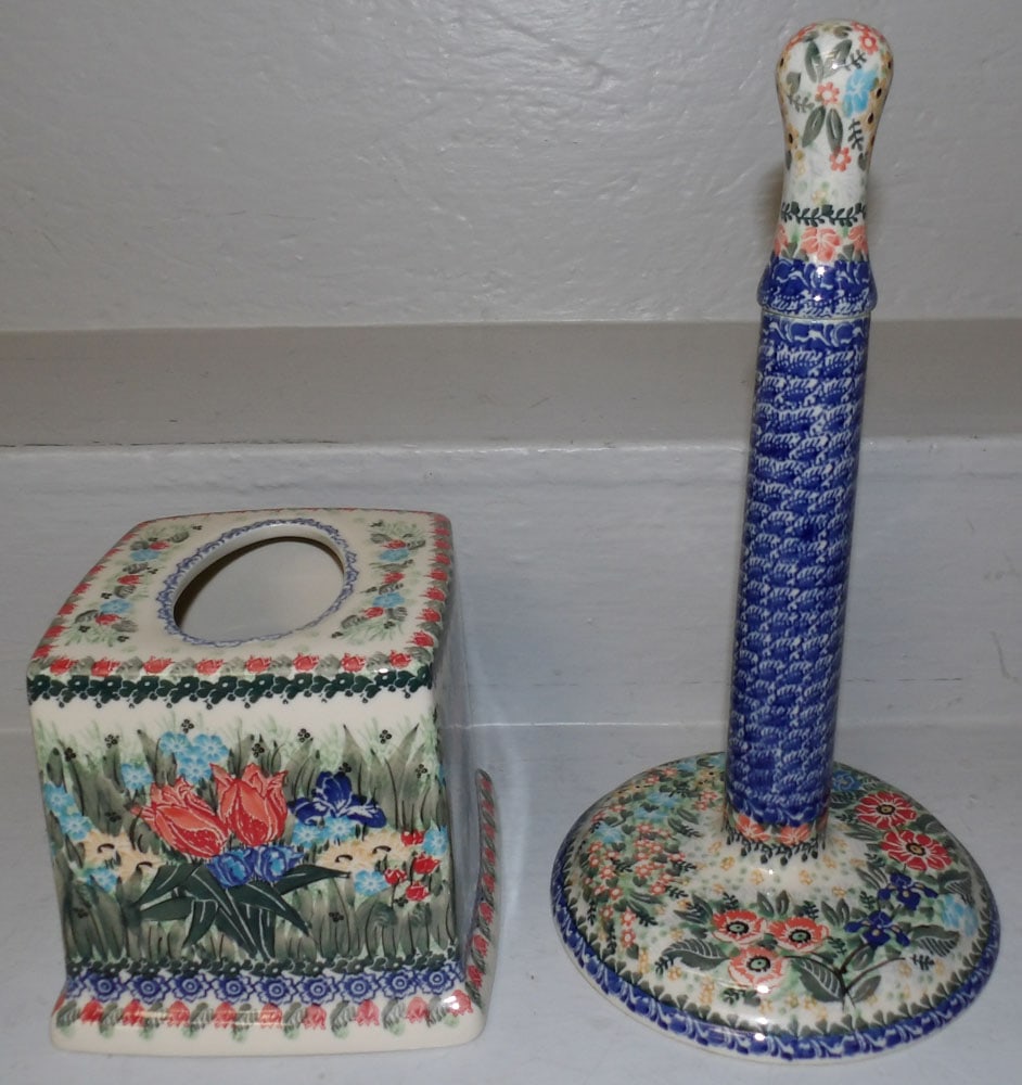 Two Pieces of Hand Painted Polish Pottery (1 of 7)