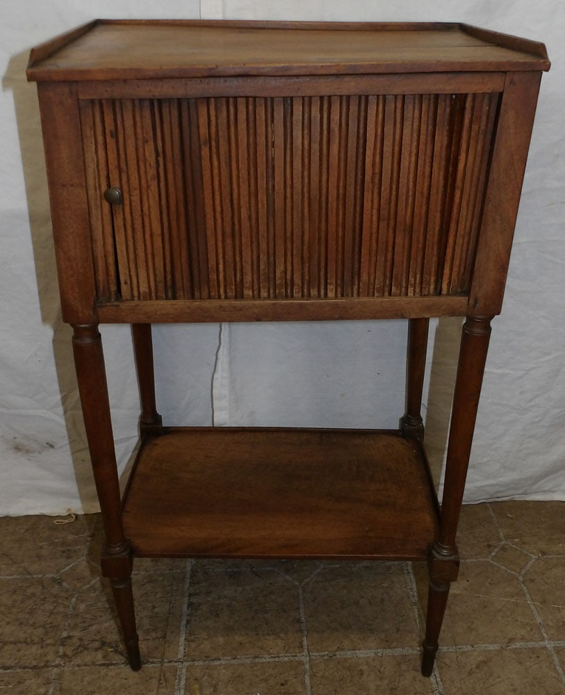 19th Century Walnut Tambour Door Stand: 19th Century Walnut Tambour Door Stand . 27 1/4" H 16" W 11 1/2" D ALL DESCRIPTIONS AND ANY CONDITION STATEMENT GIVEN BY LANGSTON AUCTION GALLERY ARE STRICTLY OPINIONS AND LANGSTON'S SHALL HAVE NO RES