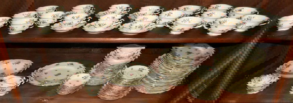 91 Pieces of Bavarian China, "The Colwyn" (1 of 6)