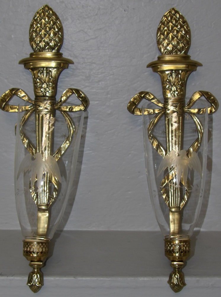 Pair of Brass & Eagle Etched Glass Shade Wall Sconces by Harvin (1 of 11)