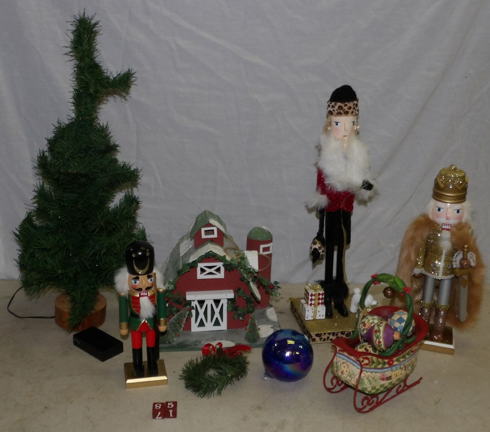Lot of Decorative Christmas Items: Lot of Decorative Christmas Items . Up to 19" H 6" Dia. ALL DESCRIPTIONS AND ANY CONDITION STATEMENT GIVEN BY LANGSTON AUCTION GALLERY ARE STRICTLY OPINIONS AND LANGSTON'S SHALL HAVE NO RESPONSIBILITY