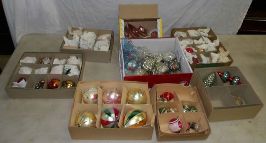 Lot of Decorative Christmas Items