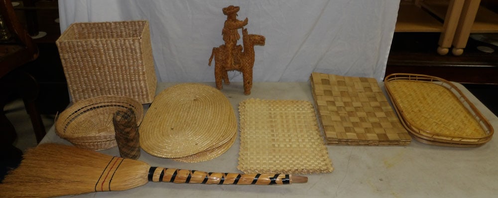 Lot of Baskets, Trays, & Placemats: Lot of Baskets, Trays, & Placemats . Up to 36 1/2" L 10" W ALL DESCRIPTIONS AND ANY CONDITION STATEMENT GIVEN BY LANGSTON AUCTION GALLERY ARE STRICTLY OPINIONS AND LANGSTON'S SHALL HAVE NO RESPONSIBIL