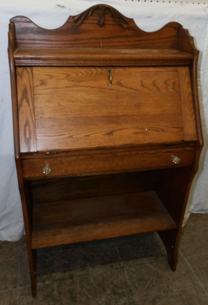 Antique Oak Desk (1 of 8)