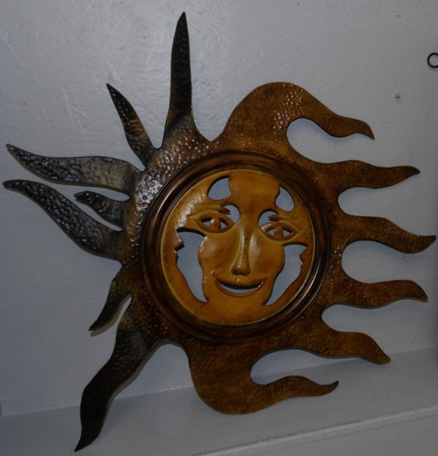 Metal Sun Wall Hanging (1 of 3)
