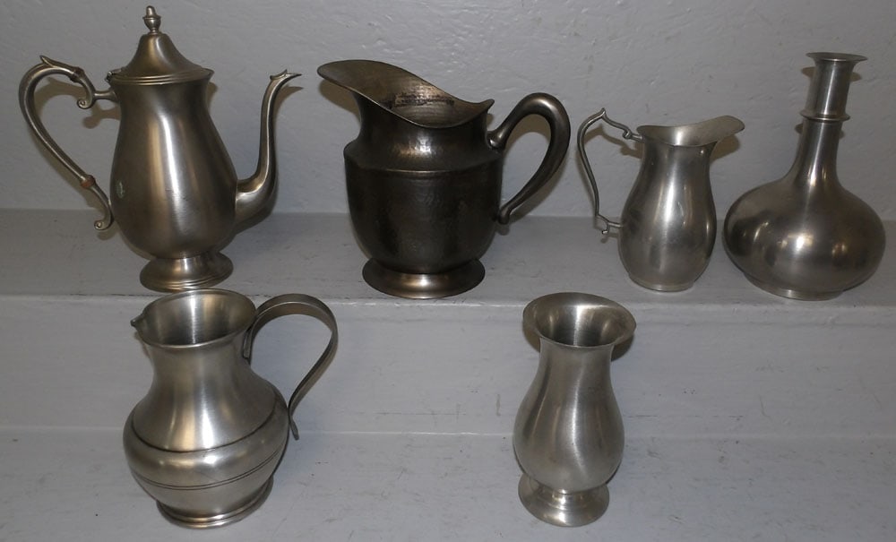 Lot of Pewter Items: Lot of Pewter Items . Up to 10" H 9 1/4" Dia. ALL DESCRIPTIONS AND ANY CONDITION STATEMENT GIVEN BY LANGSTON AUCTION GALLERY ARE STRICTLY OPINIONS AND LANGSTON'S SHALL HAVE NO RESPONSIBILITY FOR ERROR