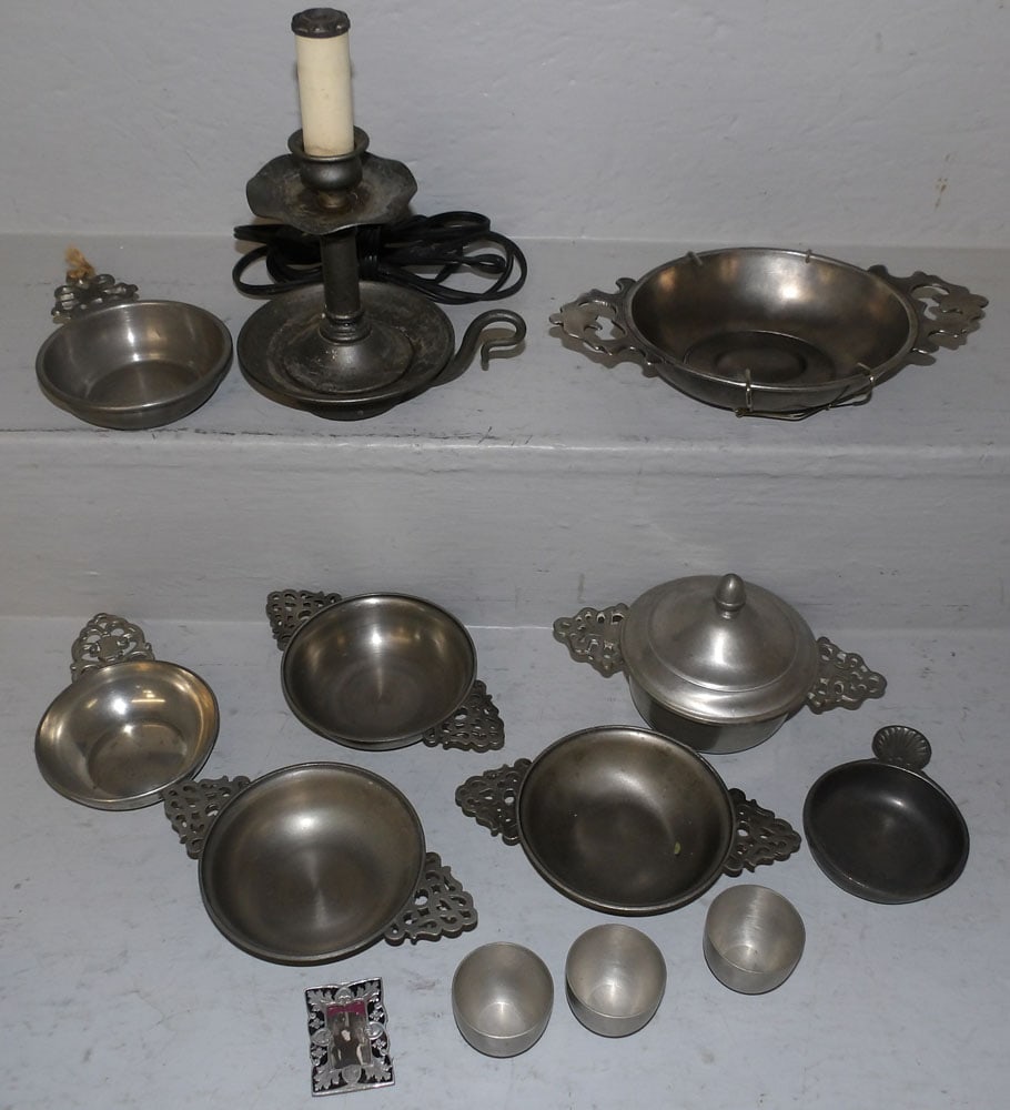 Lot of Pewter Items: Lot of Pewter Items . Up to 10 1/4" x 6" ALL DESCRIPTIONS AND ANY CONDITION STATEMENT GIVEN BY LANGSTON AUCTION GALLERY ARE STRICTLY OPINIONS AND LANGSTON'S SHALL HAVE NO RESPONSIBILITY FOR ERRORS OR