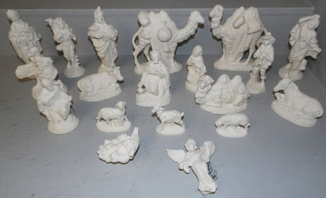 Lot of Ceramic Nativity Scene Figurines