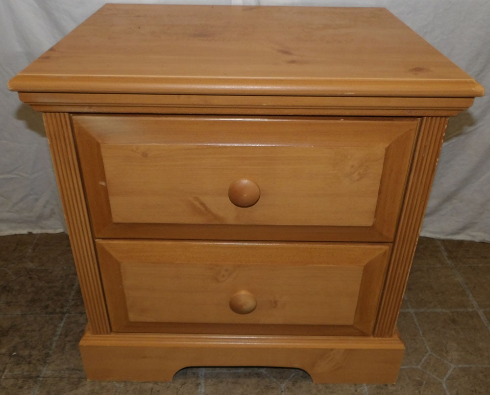 pine 2 drawer night stand (1 of 6)