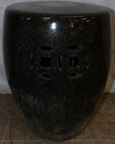 oriental pottery garden seat