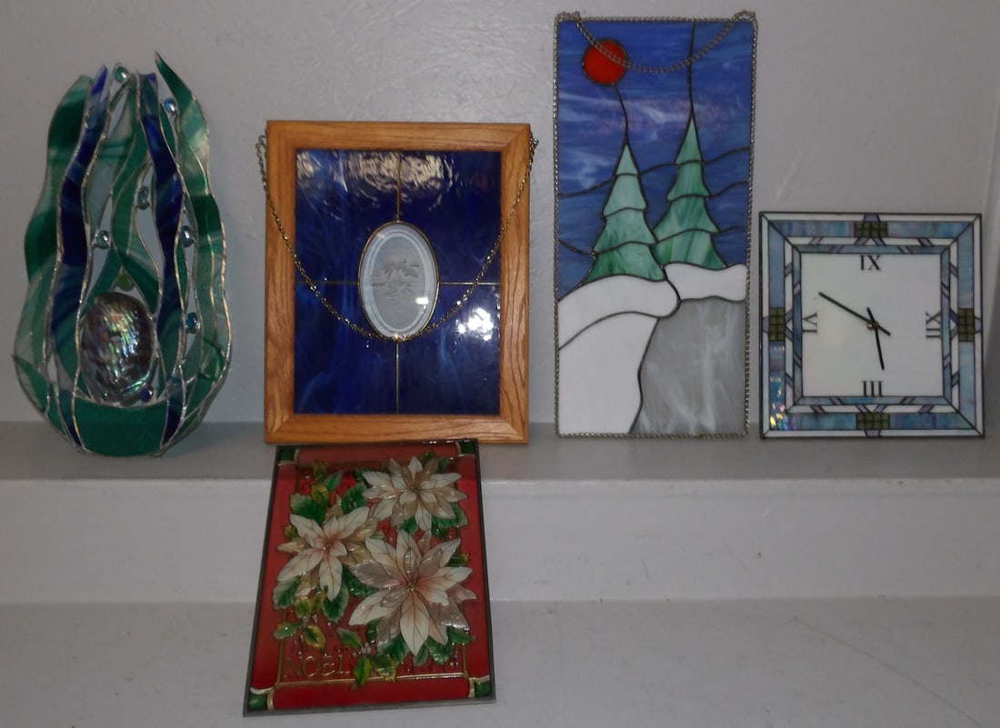 lot of leaded stain glass sun catchers (1 of 6)