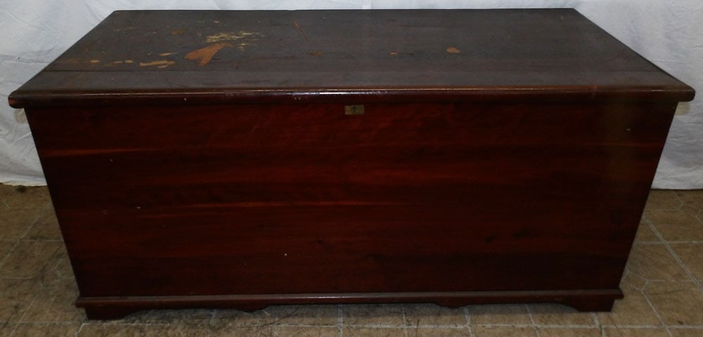 antique cedar blanket chest (1 of 7)