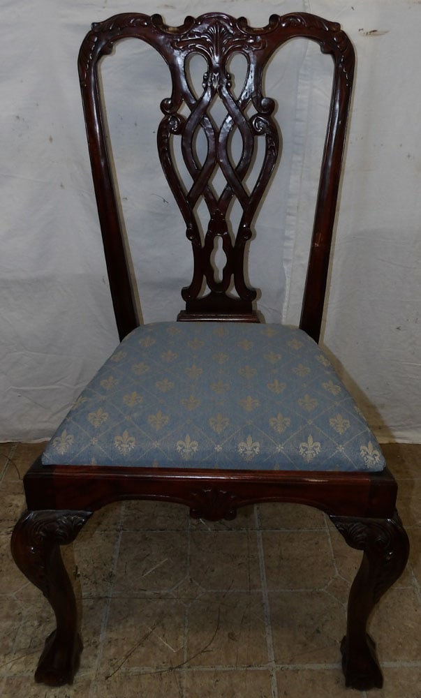 Carved Mahogany Side Chair with Ball & Claw Feet: Carved Mahogany Side Chair with Ball & Claw Feet . 40" H 23 1/4" W 20" D ALL DESCRIPTIONS AND ANY CONDITION STATEMENT GIVEN BY LANGSTON AUCTION GALLERY ARE STRICTLY OPINIONS AND LANGSTON'S SHALL HAVE