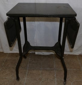Painted Metal Rolling Stand