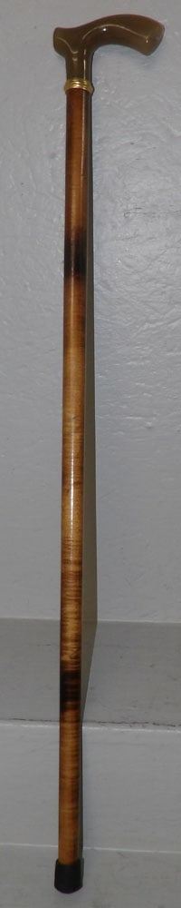 Maple Walking Stick (1 of 2)