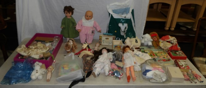 Lot of Dolls