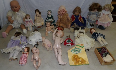 Lot of Dolls