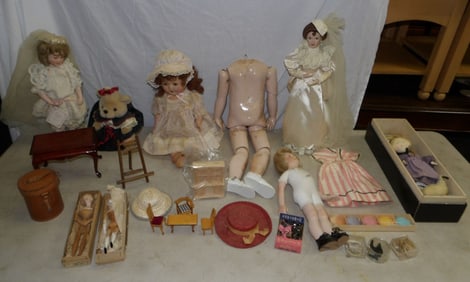 Lot of Dolls