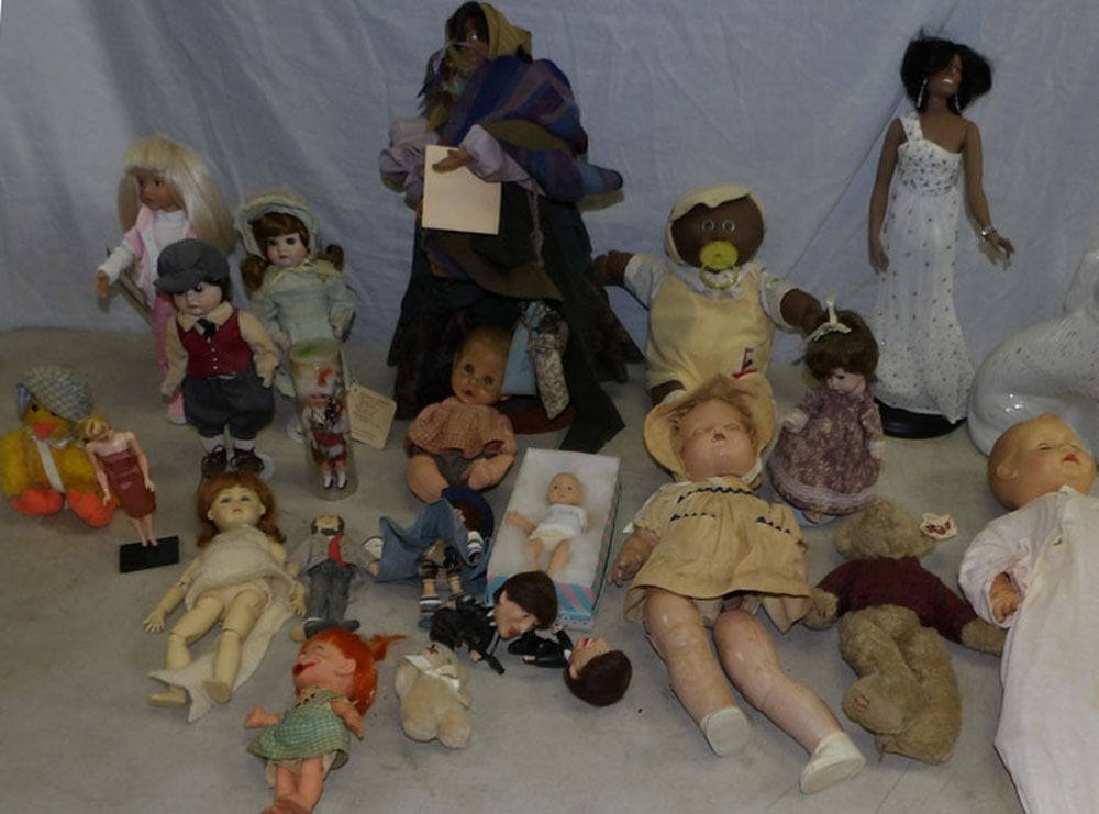 Lot of Dolls: Lot of Dolls . Up to 20" H 6" Dia. ALL DESCRIPTIONS AND ANY CONDITION STATEMENT GIVEN BY LANGSTON AUCTION GALLERY ARE STRICTLY OPINIONS AND LANGSTON'S SHALL HAVE NO RESPONSIBILITY FOR ERRORS OR OMISSI