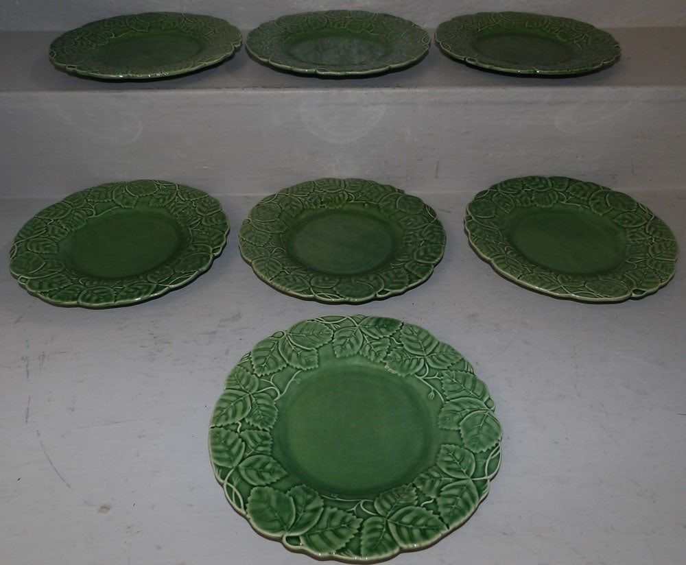Two Antique Majolica Plates & Seven Majolica Style Plates (1 of 6)