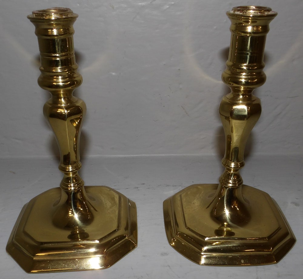 Pair of Brass Candlesticks by Virginia Metalcrafters: Pair of Brass Candlesticks by Virginia Metalcrafters. 7" H 4 3/4 Dia.