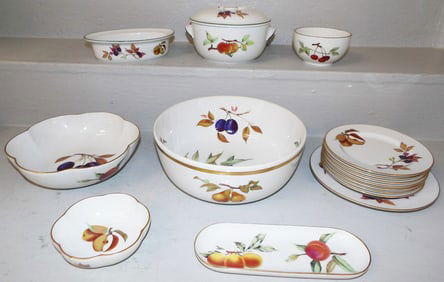 Fifteen Pieces of Royal Worcester Porcelain, "Evesham" (Including Large Bowl & Covered Casserole)