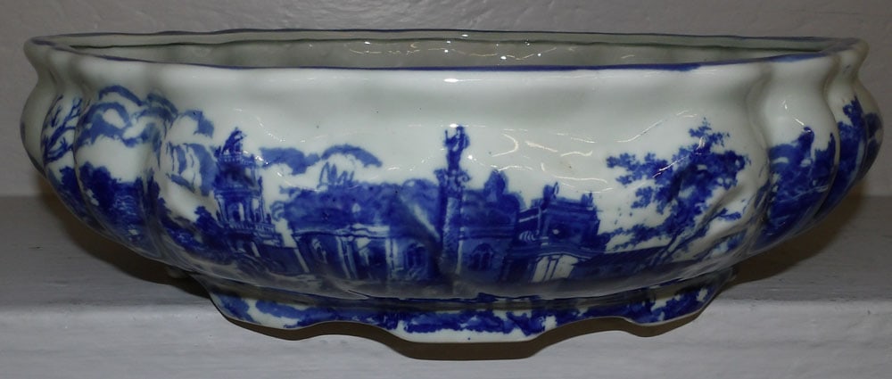 Blue & White Porcelain Jardiniere: Blue & White Porcelain Jardiniere . 4 3/4" H 16" W 13 1/2" D
