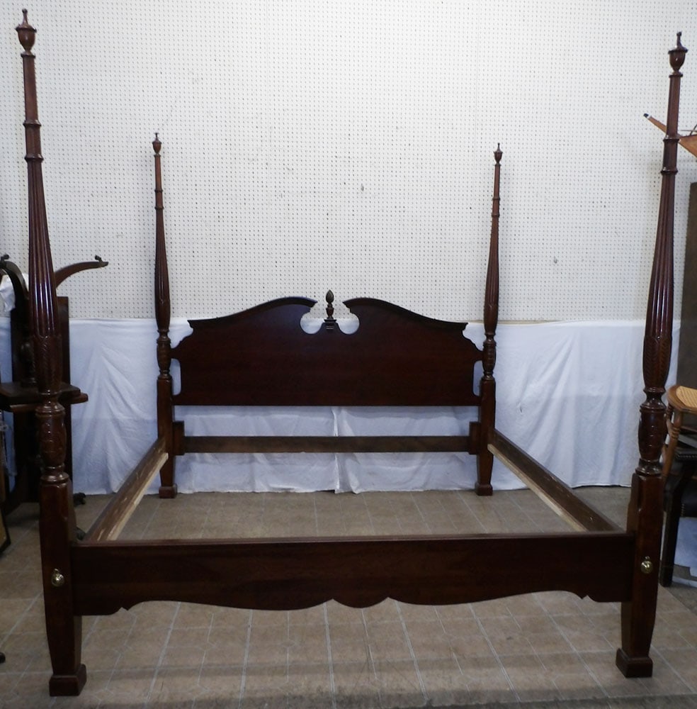 Cherry Adjustable King or Queen Size Rice Carved Four Poster Bed by Kincaid with Rails (1 of 9)