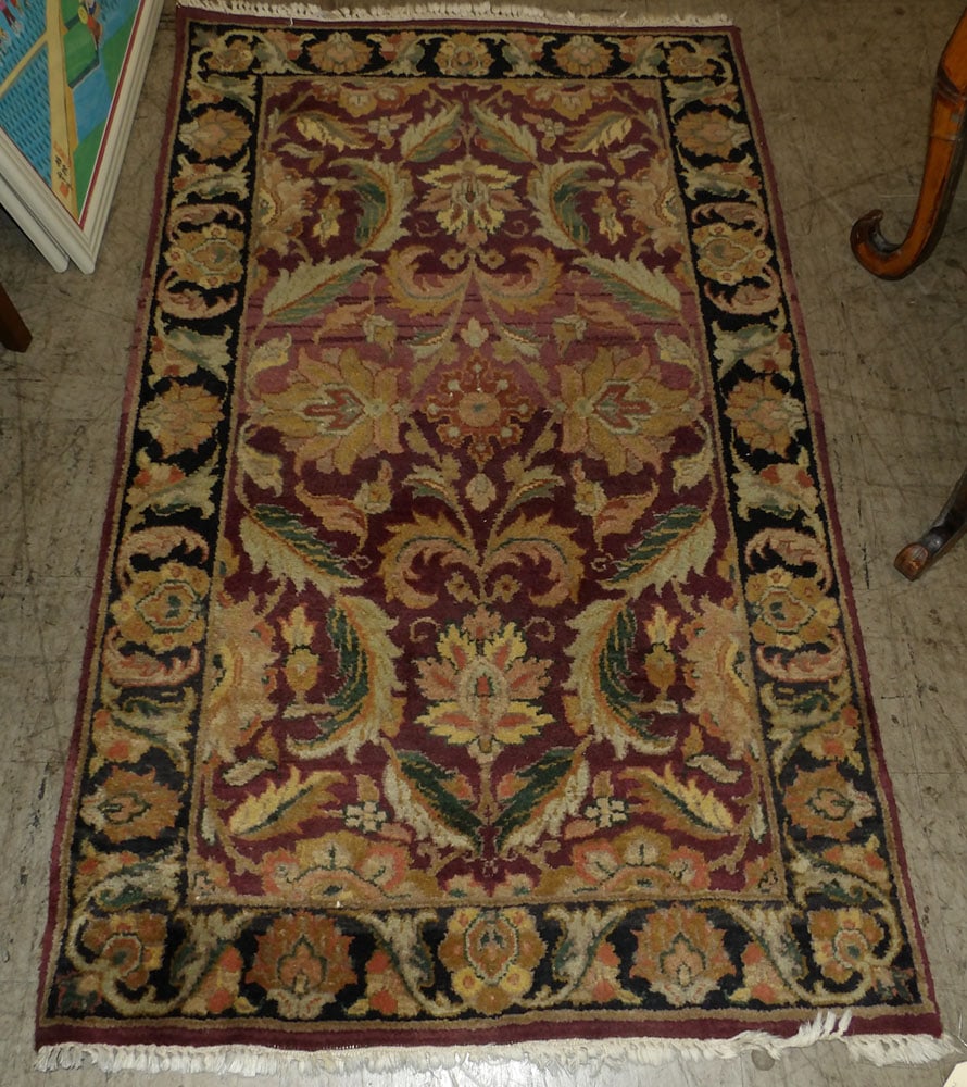 3' x 5' Handmade Oriental Rug: 3' x 5' Handmade Oriental Rug .