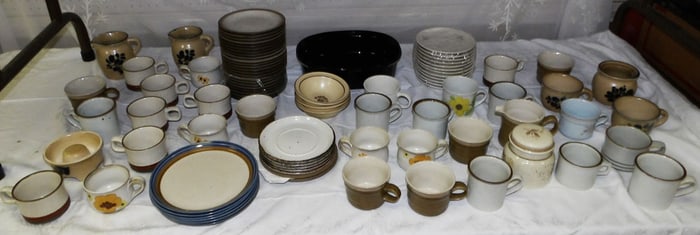 Lot Porcelain Items