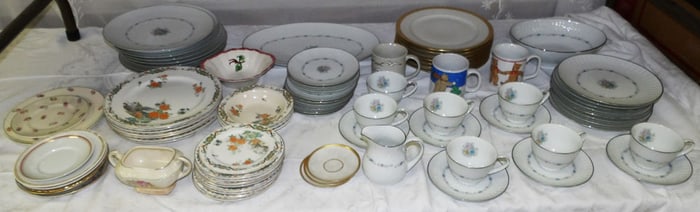 Lot Porcelain Items