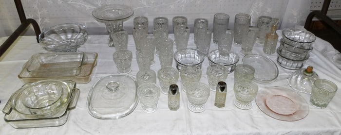 Lot Glass Items