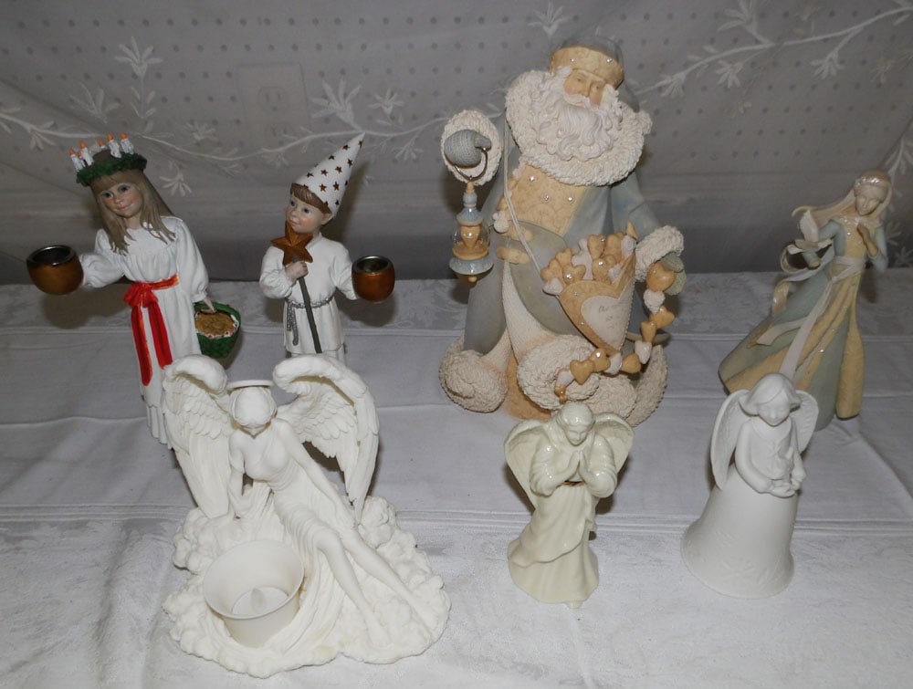 Lot Porcelain & Resin Christmas Figurines: Lot Porcelain & Resin Christmas Figurines. Up to 13" H 7" W 6" D ALL DESCRIPTIONS AND ANY CONDITION STATEMENT GIVEN BY LANGSTON AUCTION GALLERY ARE STRICTLY OPINIONS AND LANGSTON'S SHALL HAVE NO RESPO