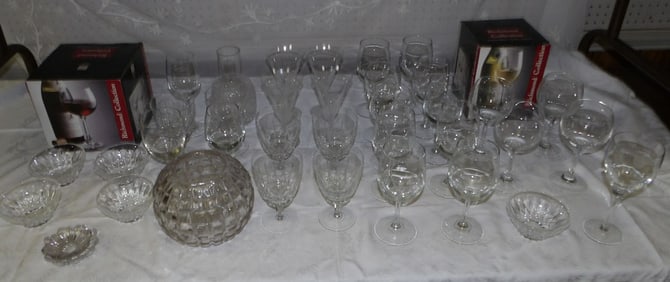 Lot Stem Ware