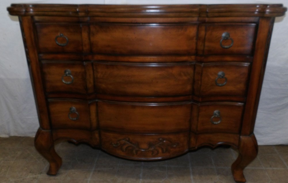 Cherry Three Drawer Chest (1 of 6)