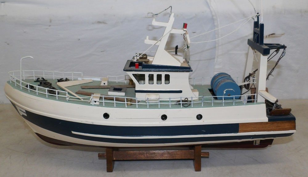 Painted Wood Boat Model (1 of 4)
