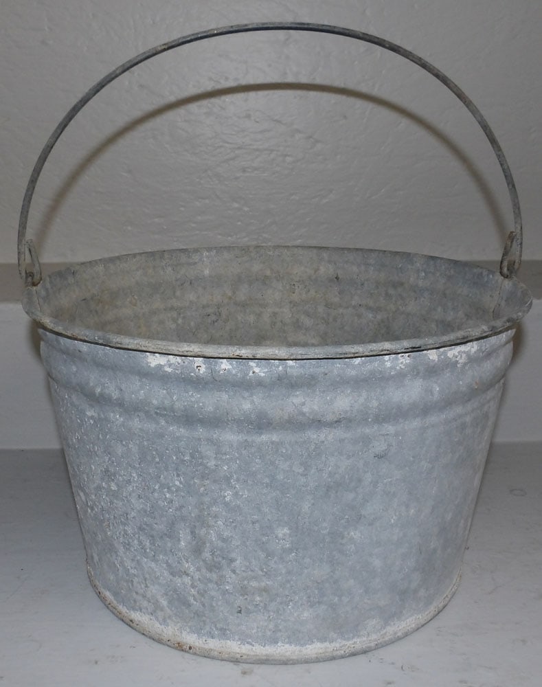 Vintage Galvanized Bucket (1 of 3)
