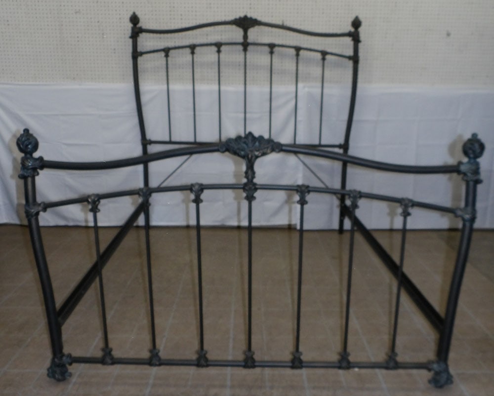 Painted Metal Queen Size Bed with Rails (1 of 5)