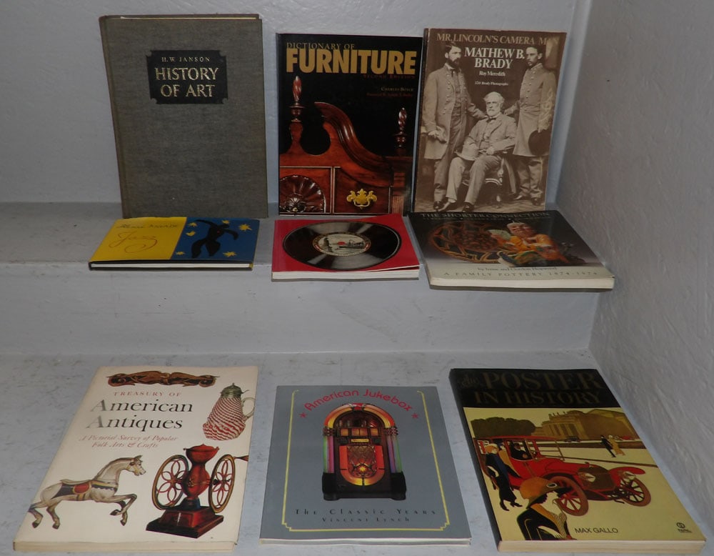Lot of Reference Books: Lot of Reference Books . Up to 11 3/4" x 9" ALL DESCRIPTIONS AND ANY CONDITION STATEMENT GIVEN BY LANGSTON AUCTION GALLERY ARE STRICTLY OPINIONS AND LANGSTON'S SHALL HAVE NO RESPONSIBILITY FOR ERRORS 