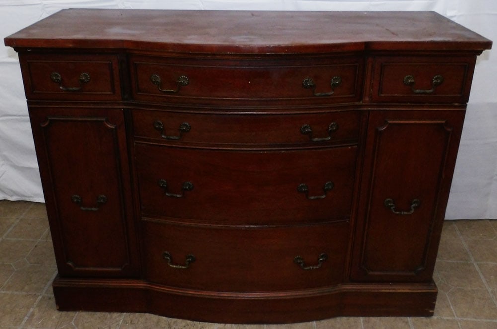 Mahogany Sideboard: Mahogany Sideboard. 34 3/4" H 48" W 20" D ALL DESCRIPTIONS AND ANY CONDITION STATEMENT GIVEN BY LANGSTON AUCTION GALLERY ARE STRICTLY OPINIONS AND LANGSTON'S SHALL HAVE NO RESPONSIBILITY FOR ERRORS OR