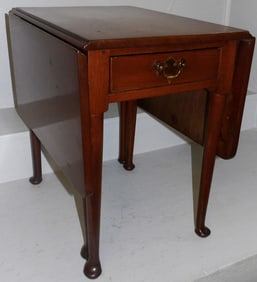 Diminutive Mahogany Queen Anne Style Drop Leaf Table with Drawer Attributed to Craftique
