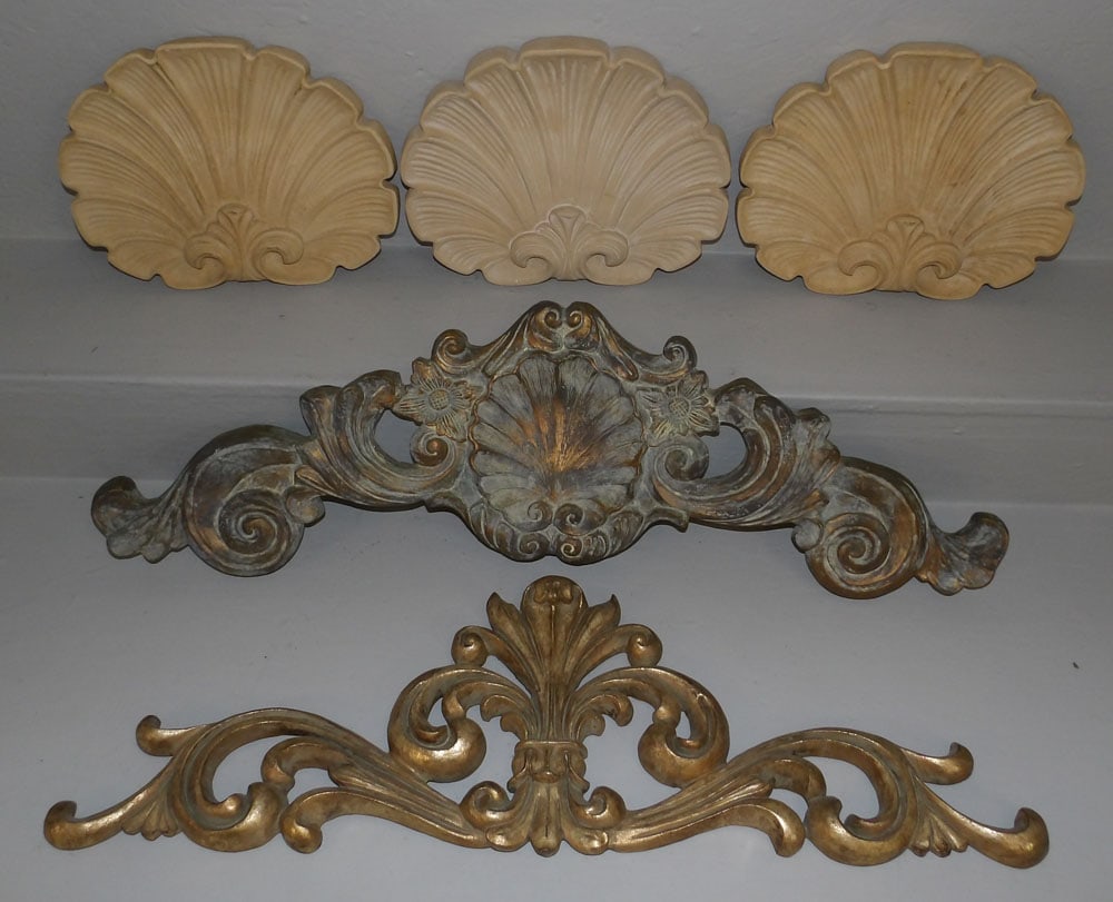 Lot of Decorative Resin & Plaster Wall Hangings (1 of 2)