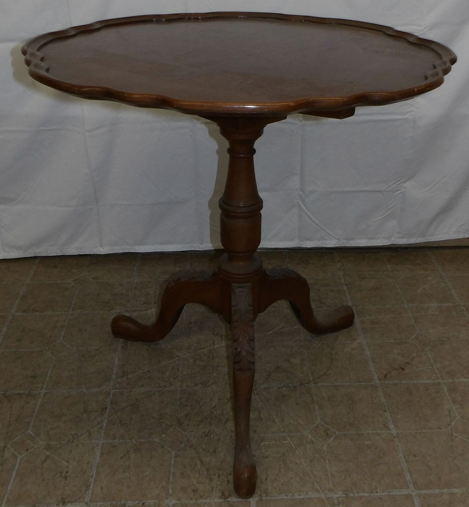 Mahogany Pie Crust Edge Tilt Top Table with Bird Cage (1 of 5)