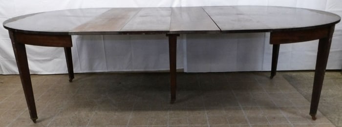Antique Round Mahogany Dining Table with Four Leaves