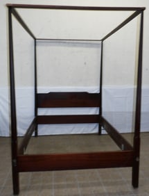 Mahogany Pencil Post Full Size Bed With Rails