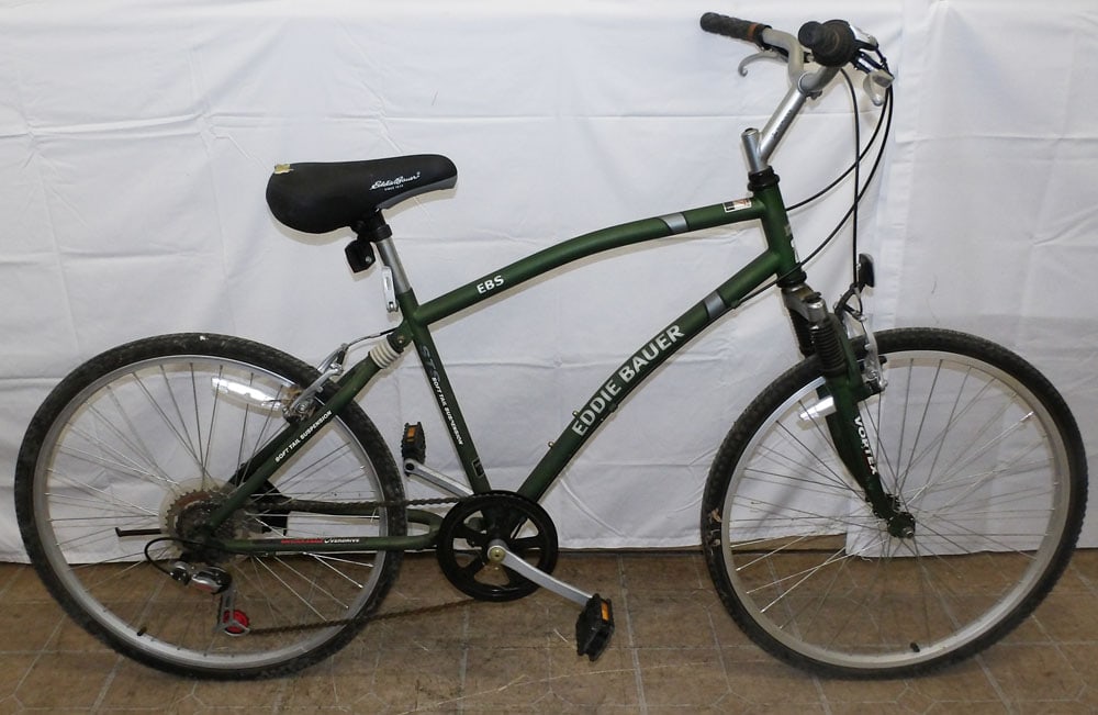 Vintage Eddie Bauer Men's Bicycle: Vintage Eddie Bauer Men's Bicycle. 46" H 68" L ALL DESCRIPTIONS AND ANY CONDITION STATEMENT GIVEN BY LANGSTON AUCTION GALLERY ARE STRICTLY OPINIONS AND LANGSTON'S SHALL HAVE NO RESPONSIBILITY FOR ERRO