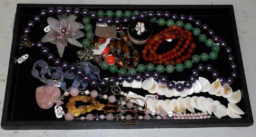 Lot Costume Jewelry